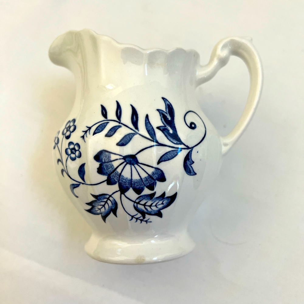 J & G Meakin LEGATO Creamer AND Sugar Bowl With Top Classic White & Blue England - Picture 8 of 15